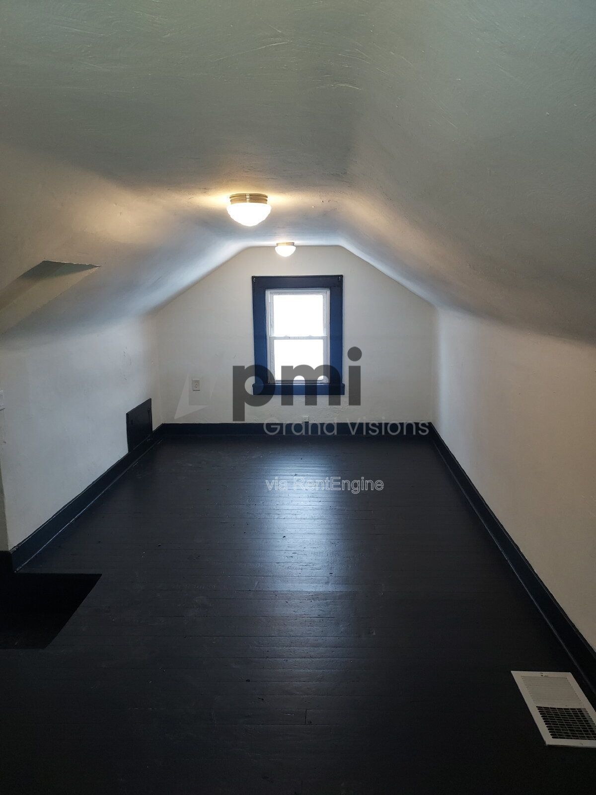 Charming 3-Bedroom Haven in Decatur – Cozy Living Awaits at 3606 E Hardy St! property image