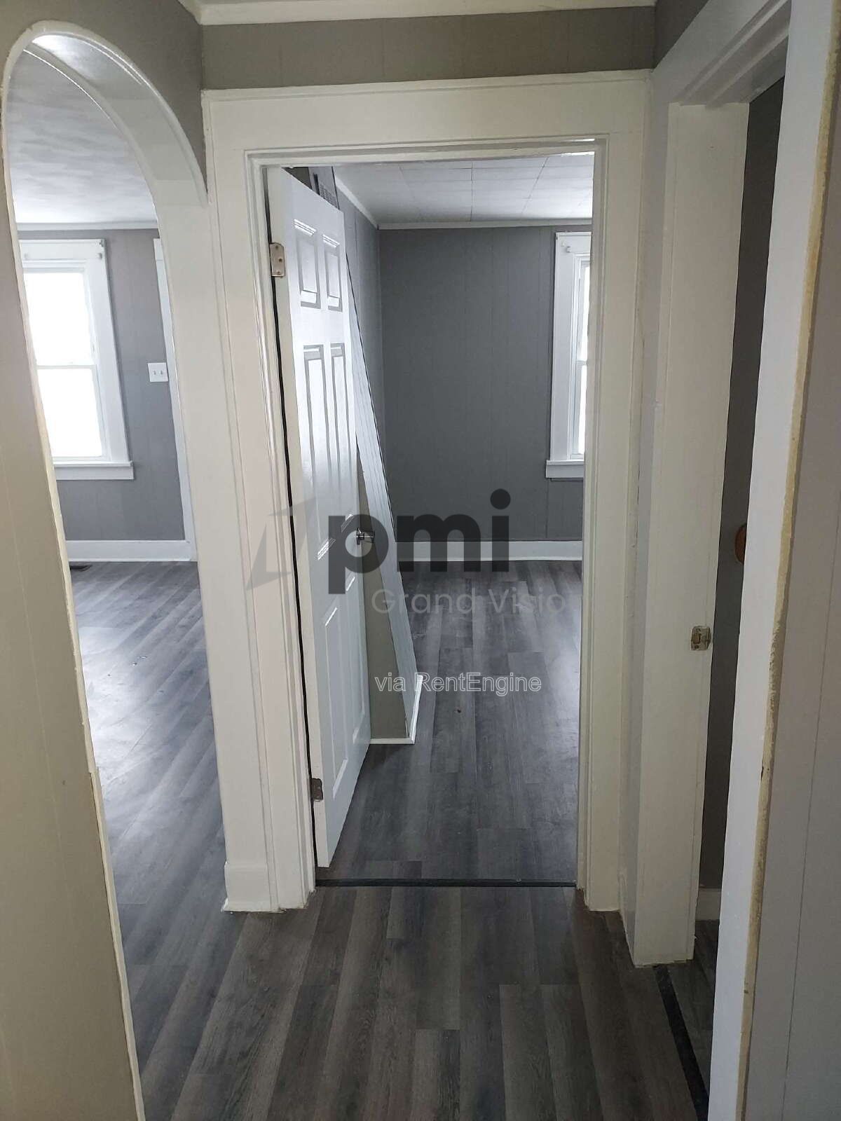 Charming 3-Bedroom Haven in Decatur – Cozy Living Awaits at 3606 E Hardy St! property image