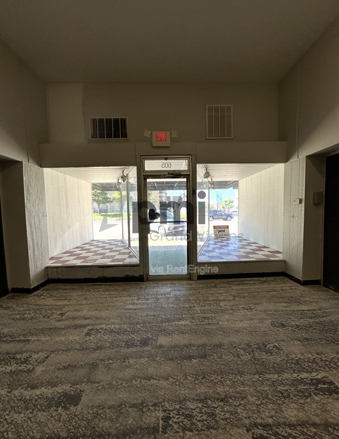 COMMERCIAL UNIT property image